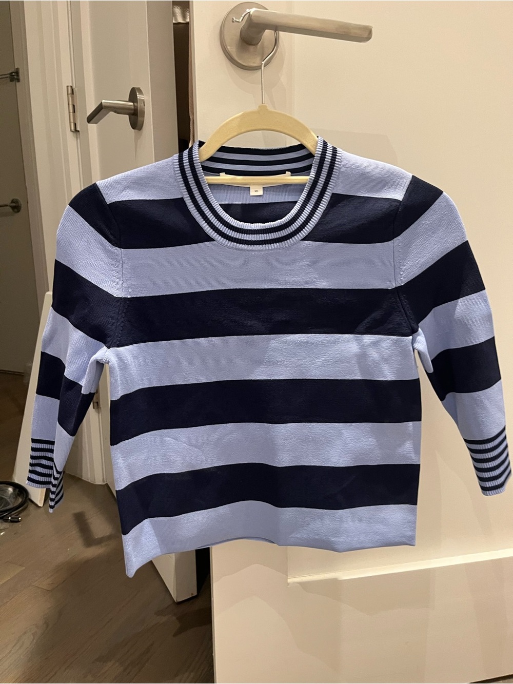 Chic Veronica Beard Striped Crewneck Top - Light Blue & Navy